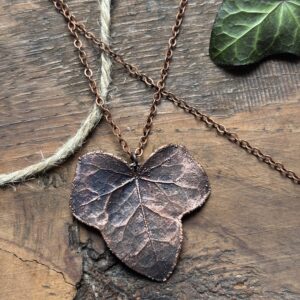 liść miedziany, boho, talizman - zdjecie główne